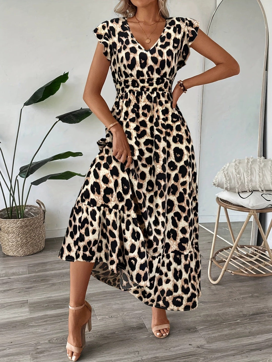 Candela | Maxi Baroque V-neck dress