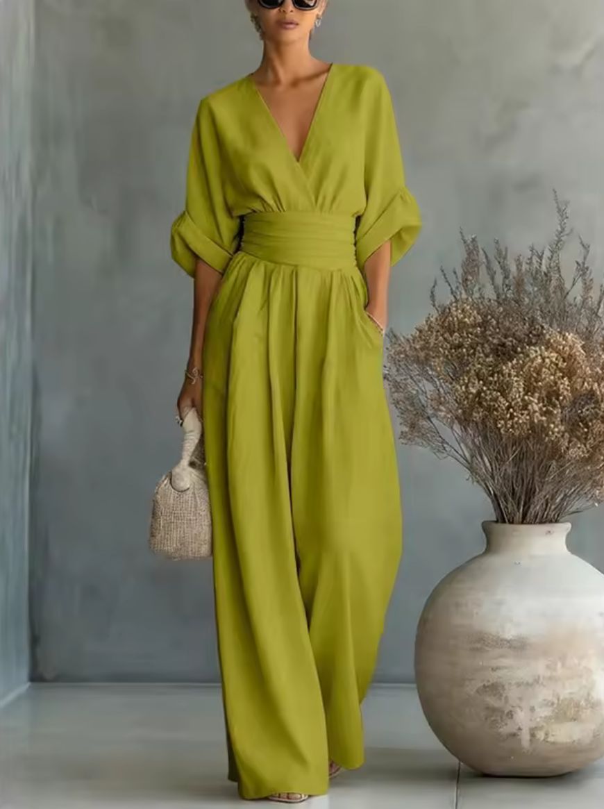 Risel - Kombinezon za udoban i elegantan izgled za vaš dan.