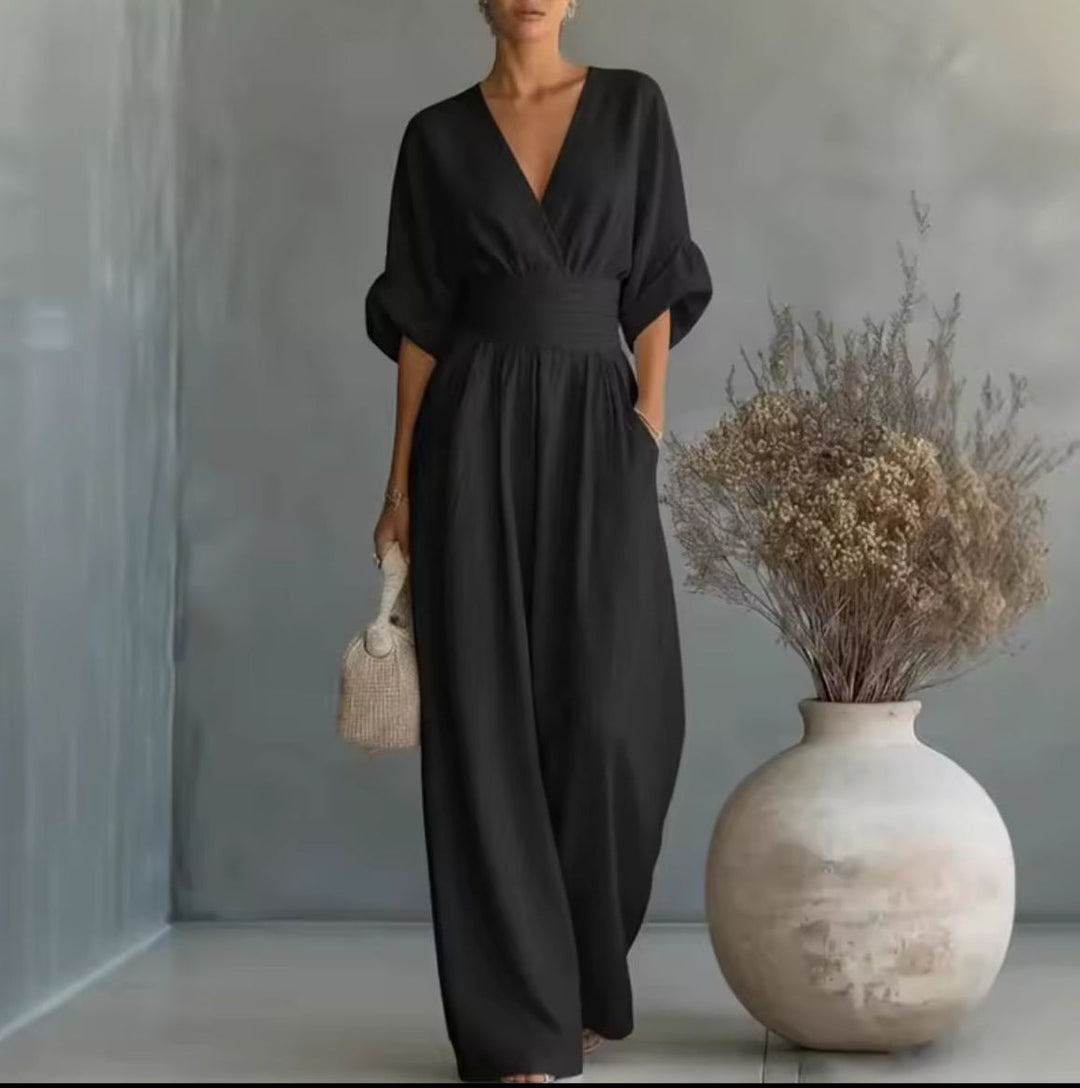 Risel - Kombinezon za udoban i elegantan izgled za vaš dan.