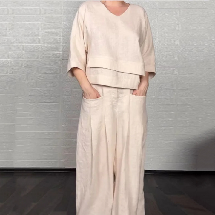 Noa | Complete minimalist set in two pieces